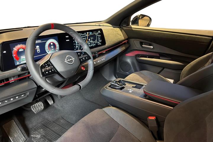 Grå Nissan Ariya fra 2026
