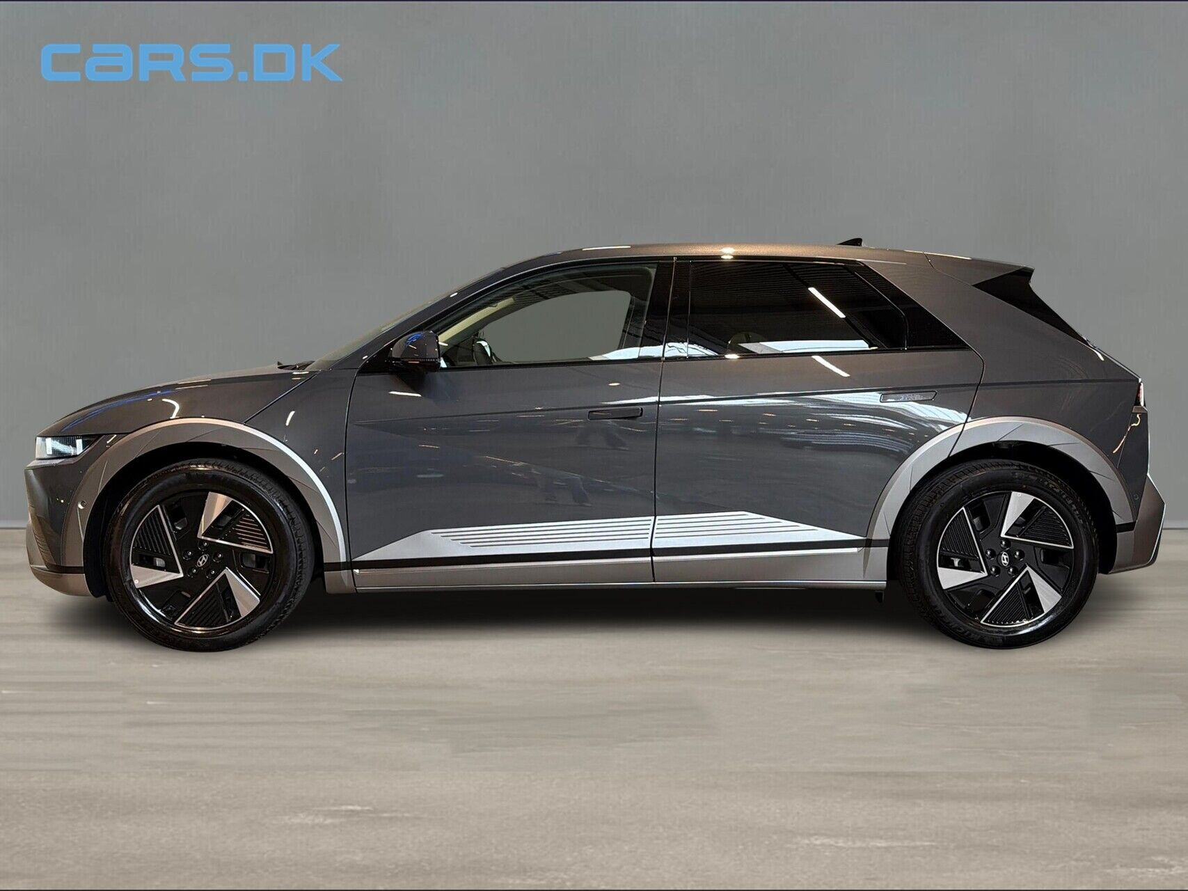 Grå Hyundai Ioniq 5 fra 2026