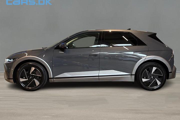 Grå Hyundai Ioniq 5 fra 2026