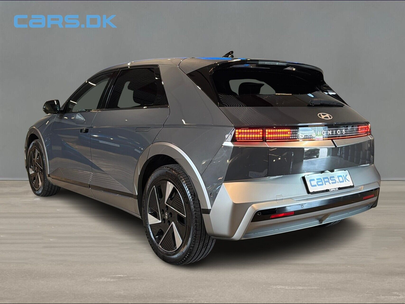Grå Hyundai Ioniq 5 fra 2026