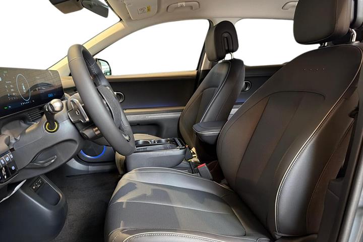Grå Hyundai Ioniq 5 fra 2026