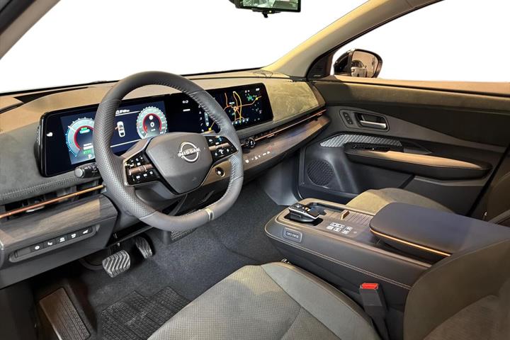 Grå Nissan Ariya fra 2026