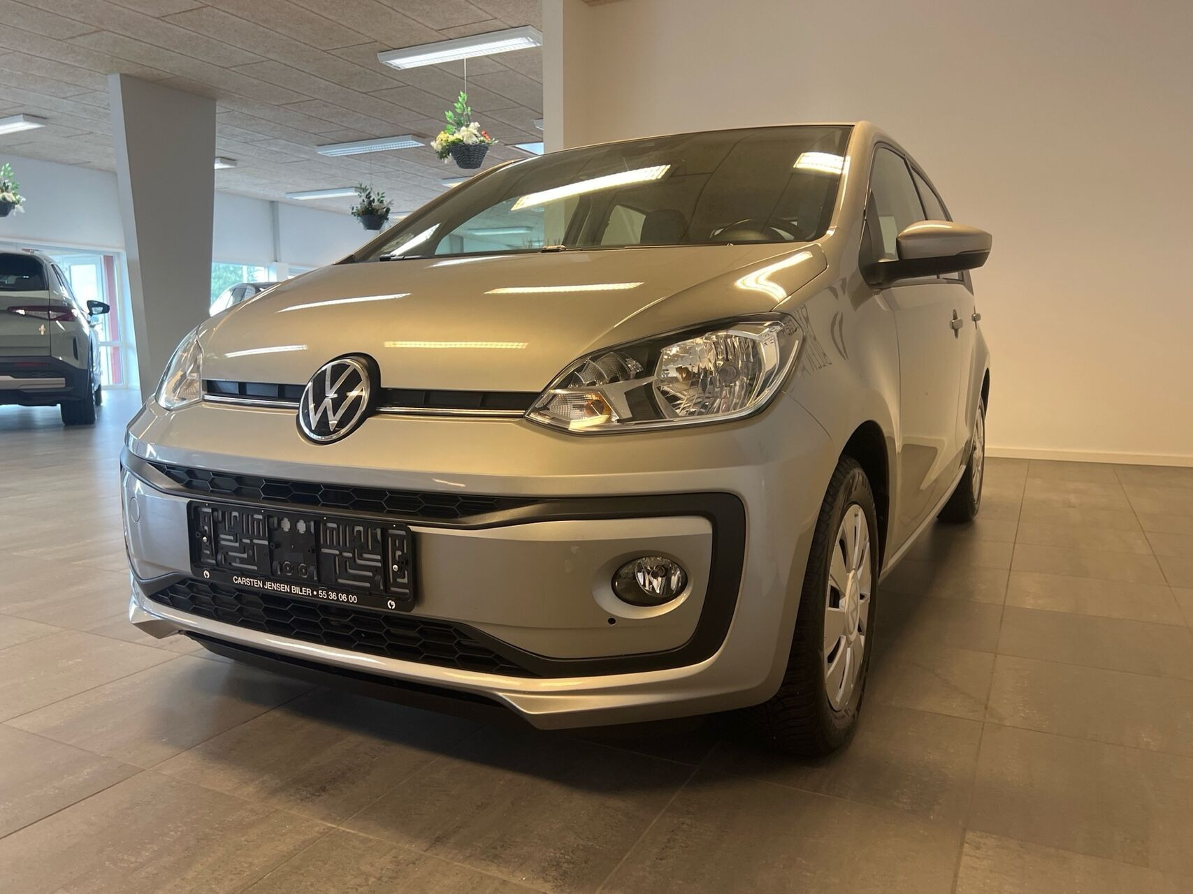 Grå VW up fra 2021