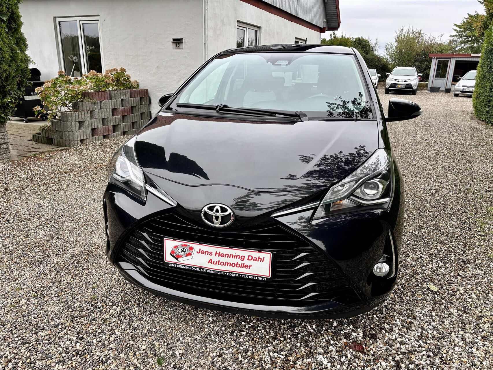 Sort Toyota Yaris fra 2018