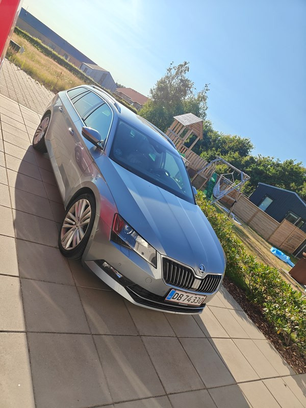 Skoda Superb 2.0 TDI 150 COMBI DSG7