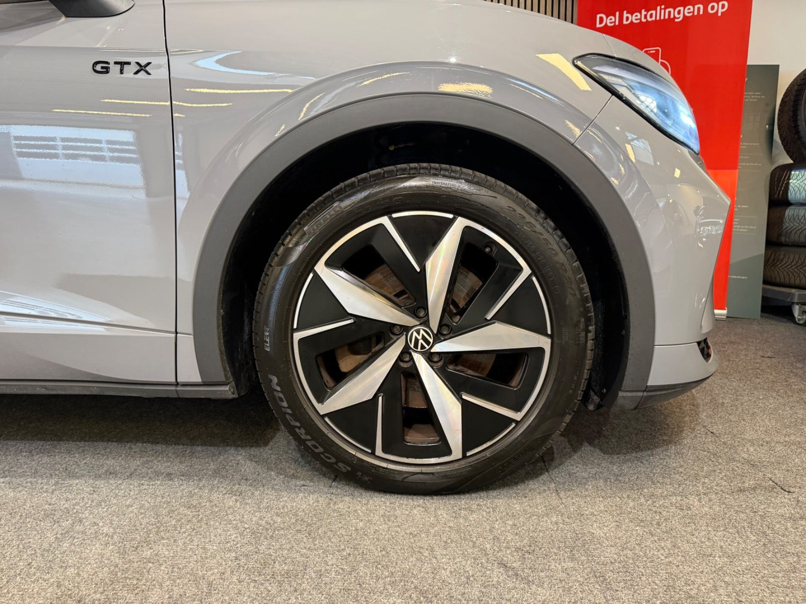 Grå VW ID.4 fra 2024