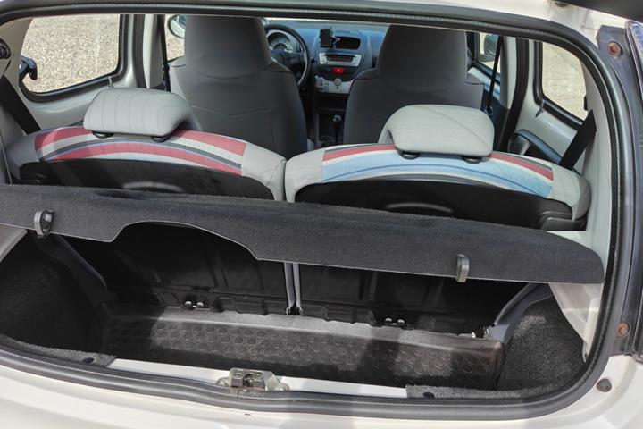 Gul Citroën C1 fra 2010