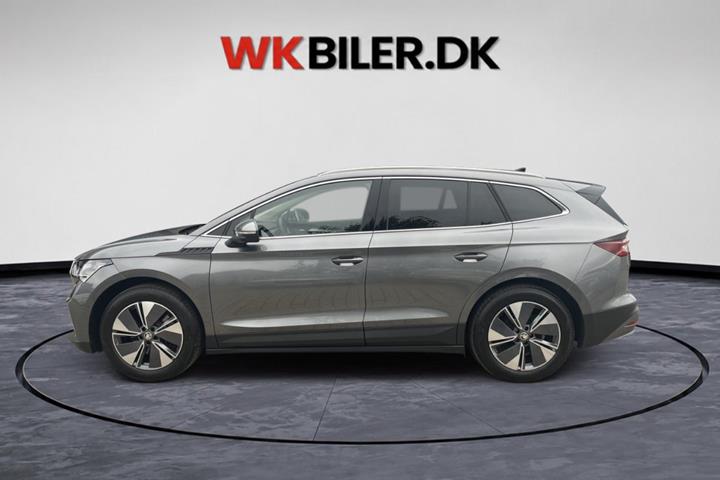 Grå Skoda Enyaq fra 2025
