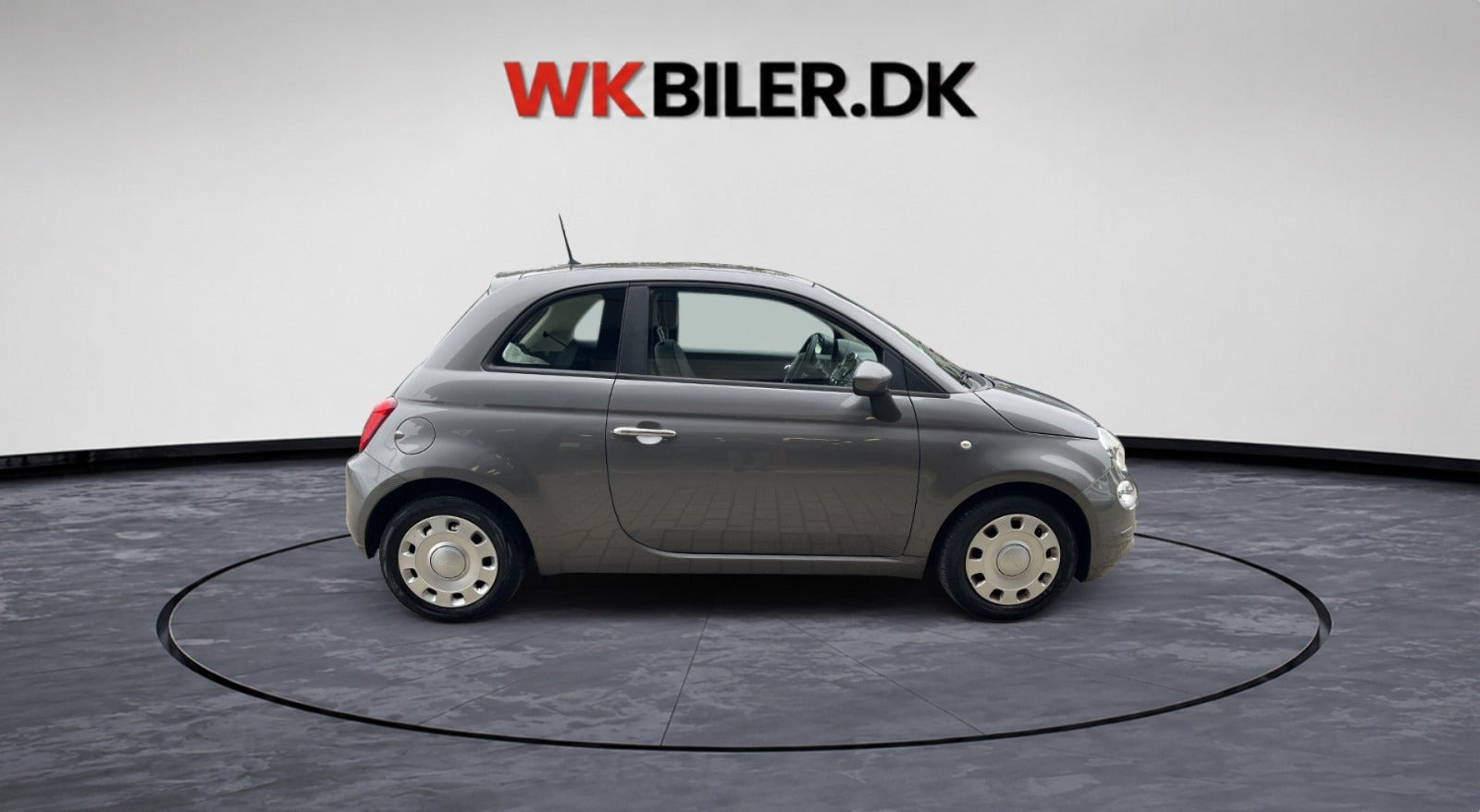 Grå Fiat 500C fra 2017