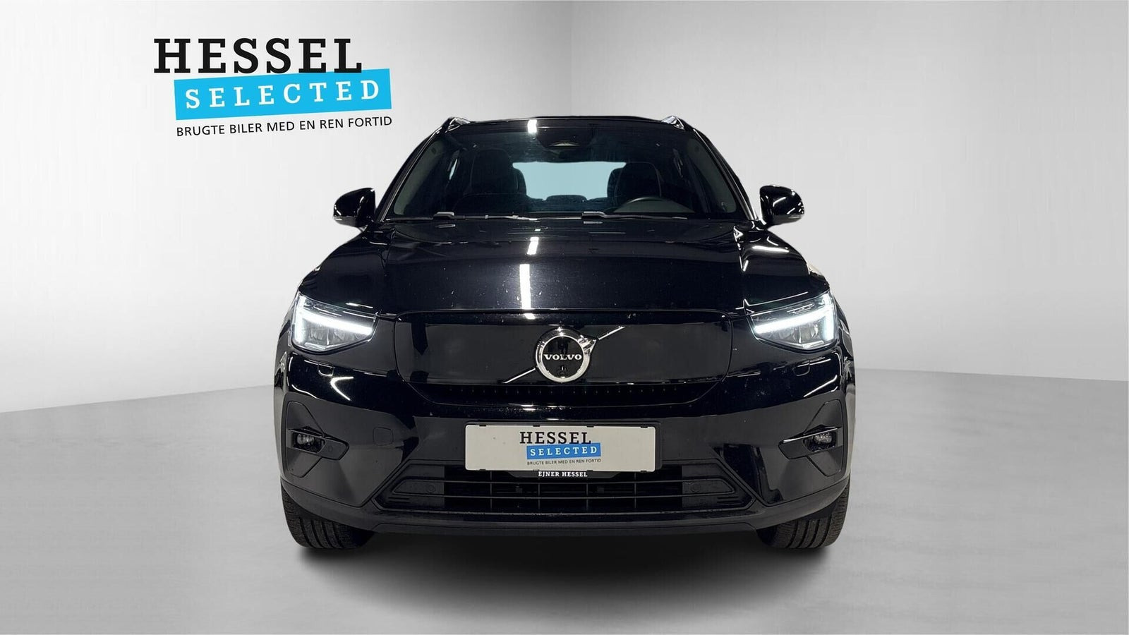 Sort Volvo XC40 fra 2023