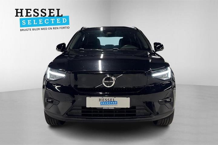 Sort Volvo XC40 fra 2023