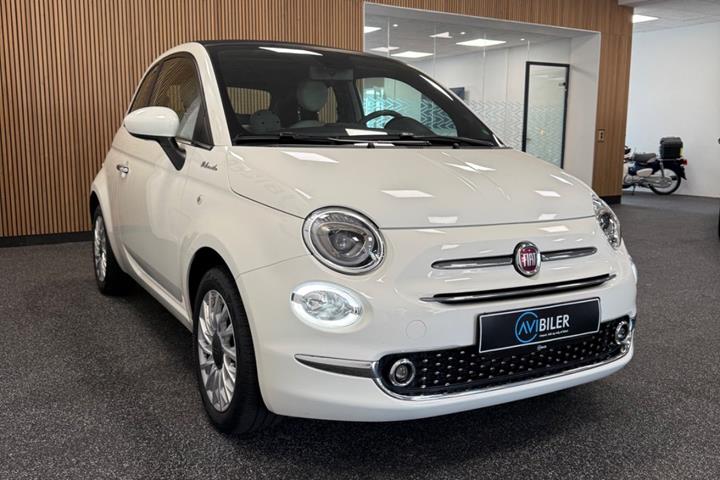 Hvid Fiat 500C fra 2022