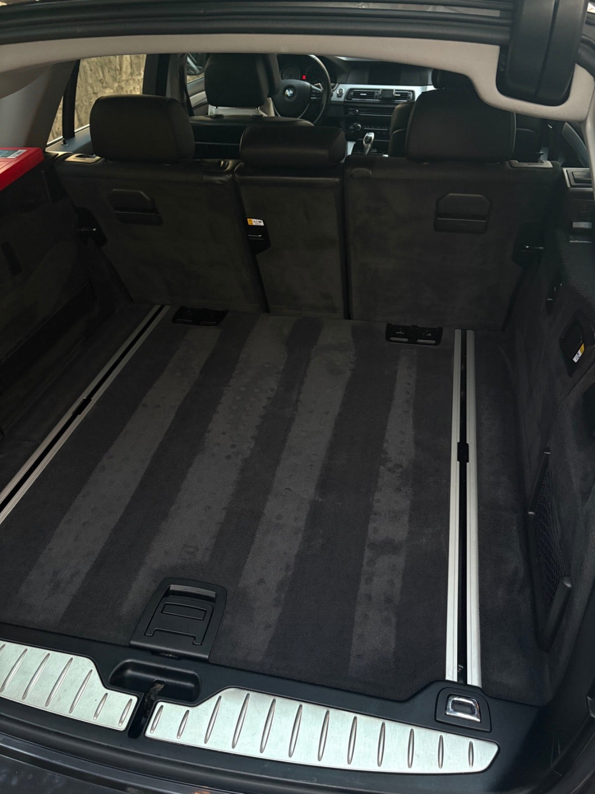 Sort BMW 520d fra 2012