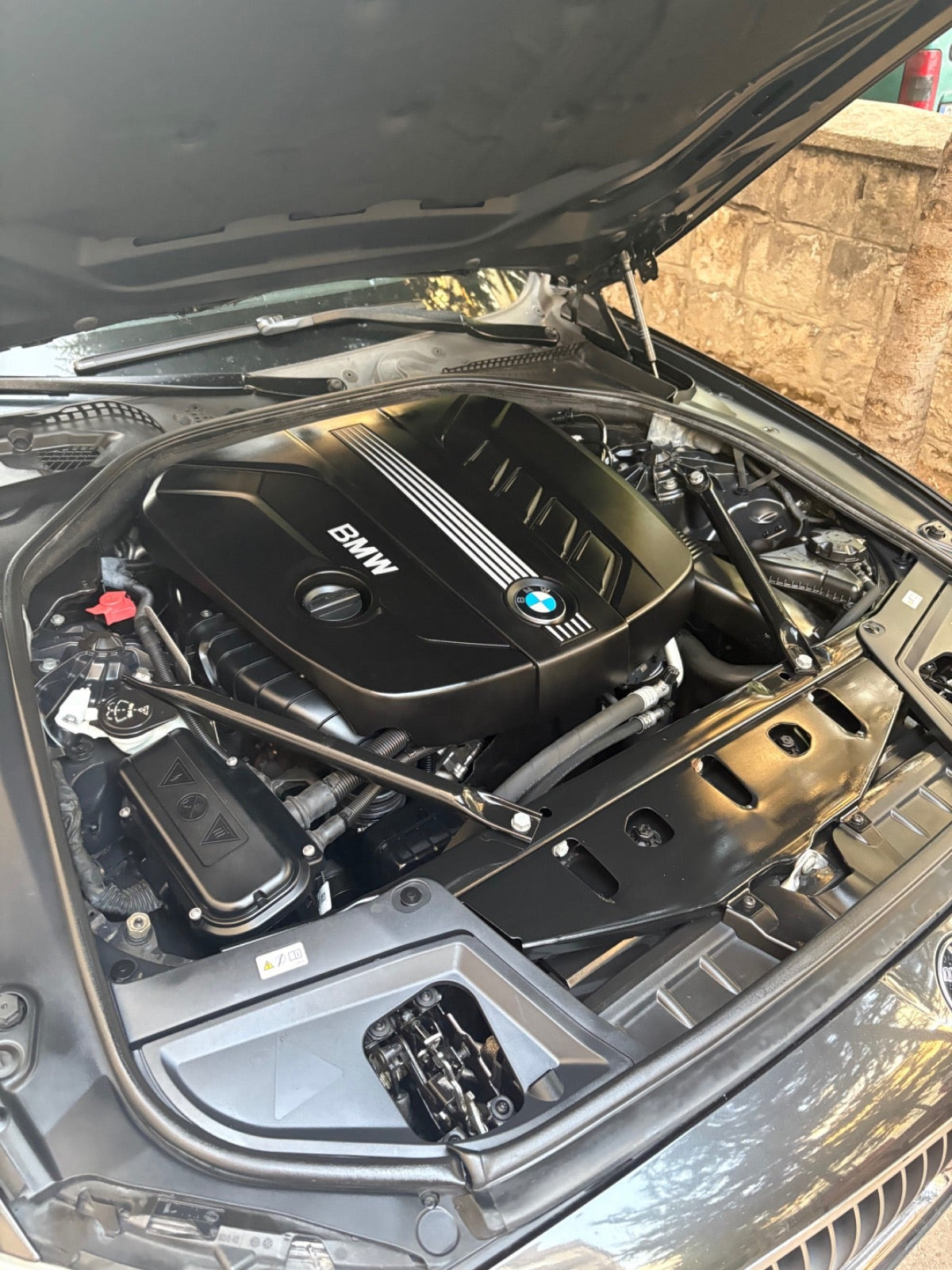Sort BMW 520d fra 2012