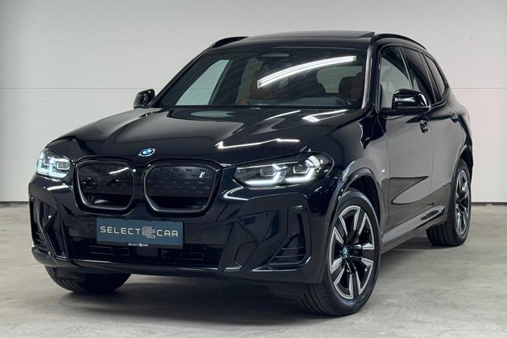 Sort BMW iX3 fra 2023