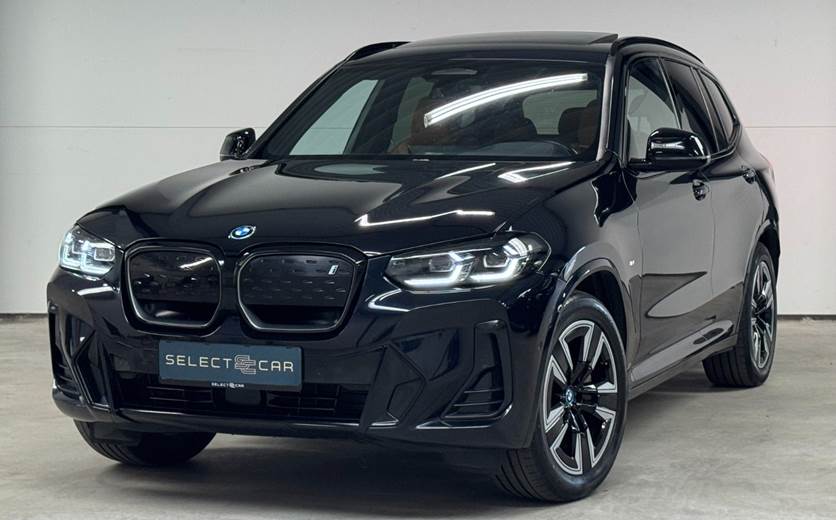 BMW iX3 Charged M-Sport