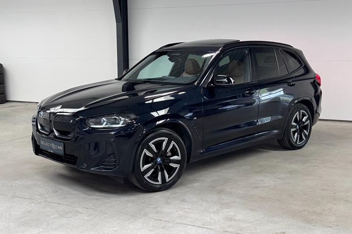 Sort BMW iX3 fra 2023