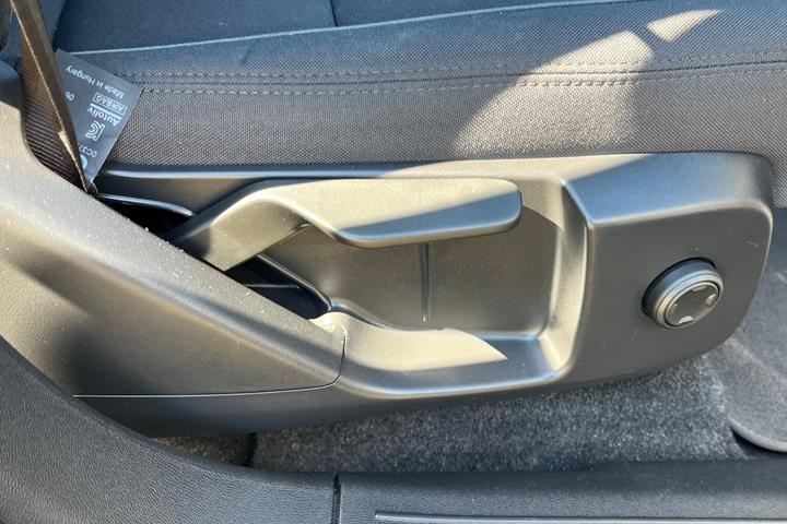 Sort Volvo XC40 fra 2023