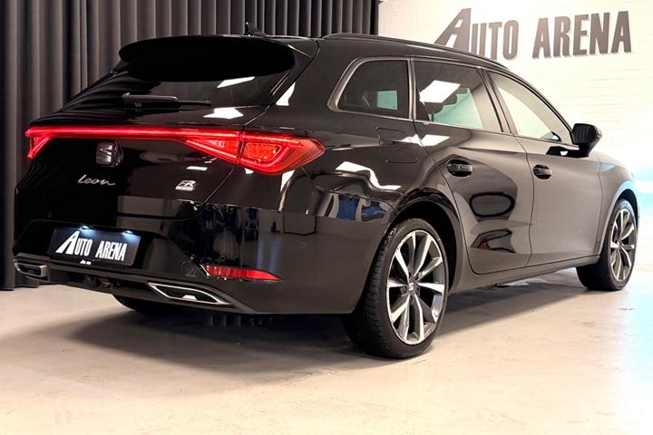Sort Seat Leon fra 2021