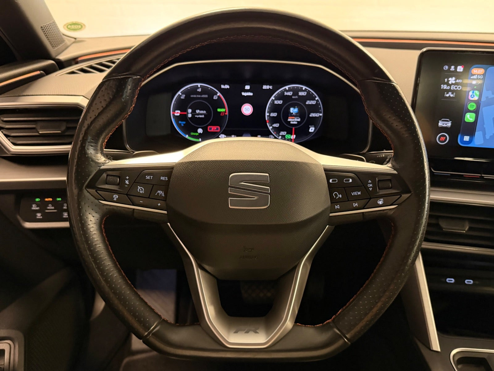 Sort Seat Leon fra 2021
