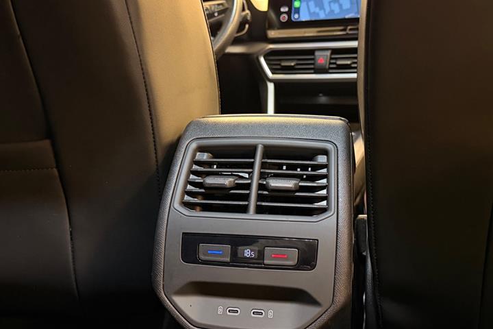 Sort Seat Leon fra 2021