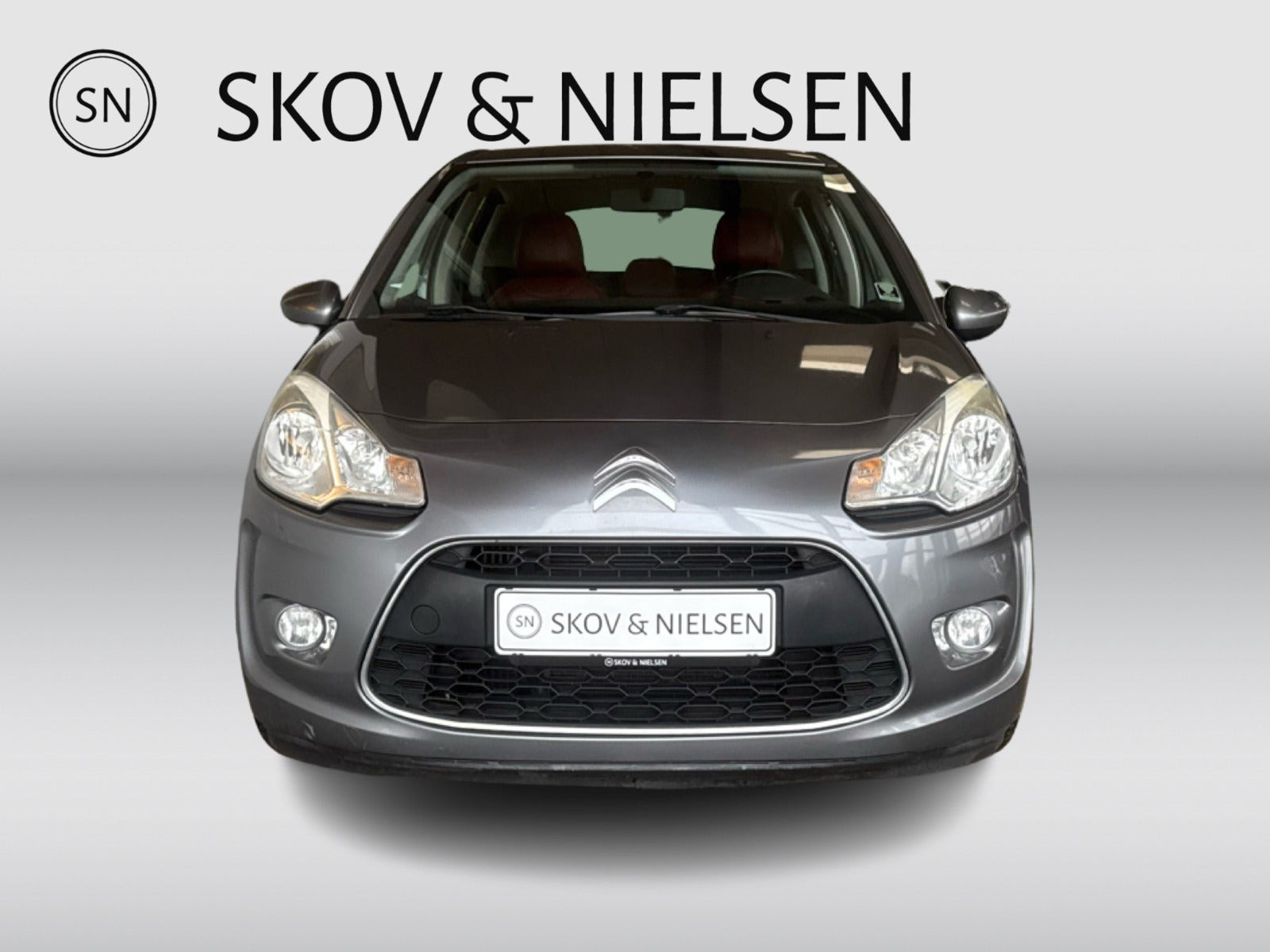 Grå Citroën C3 fra 2012