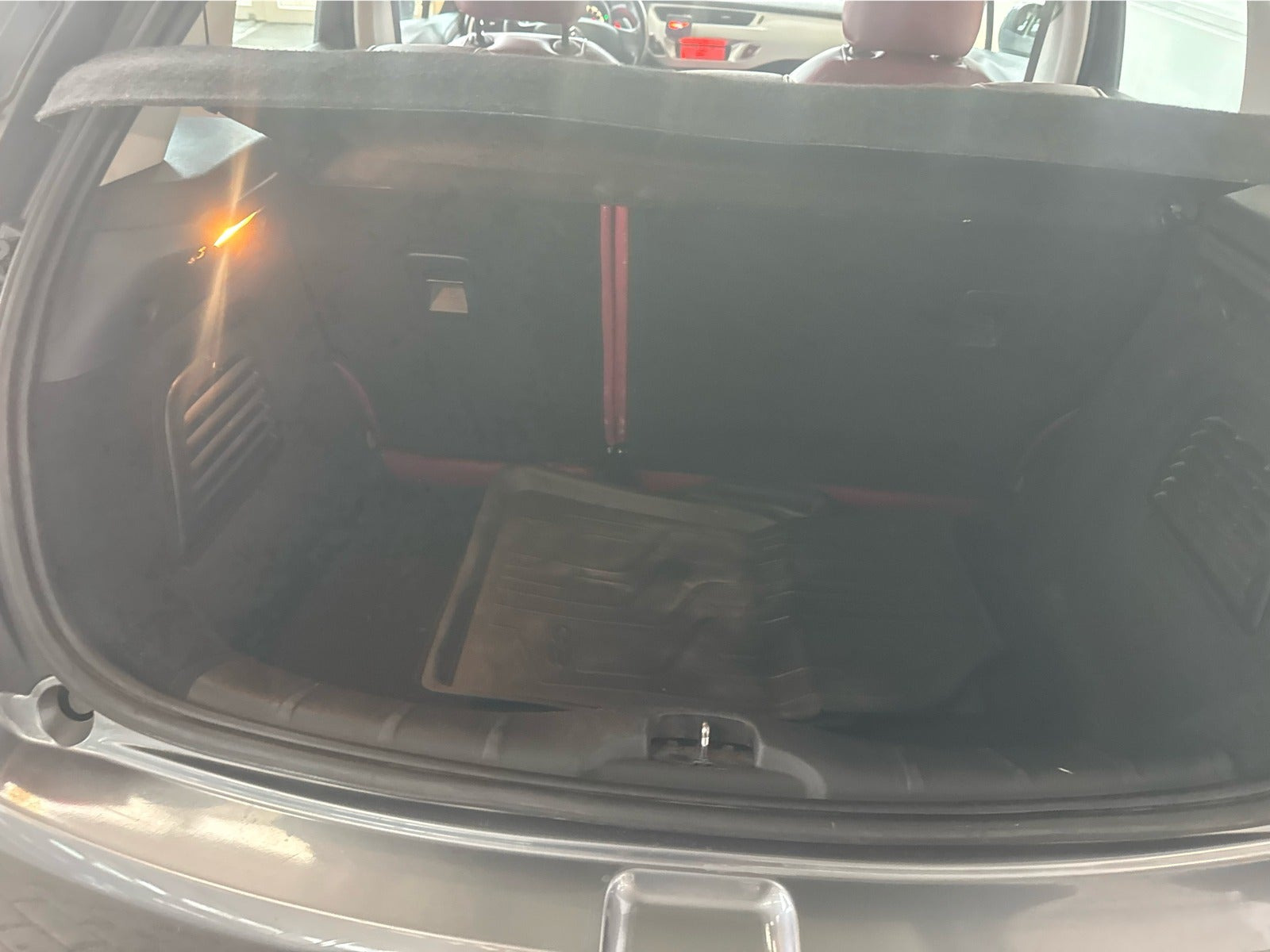 Grå Citroën C3 fra 2012