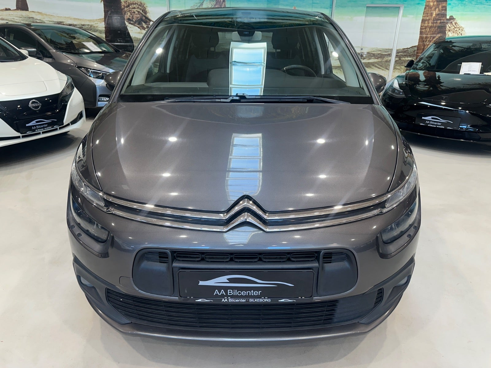 Grå Citroën Grand C4 Picasso fra 2017