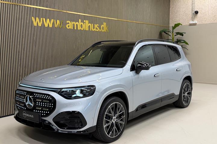 Sølv Mercedes GLB250+ fra 2026