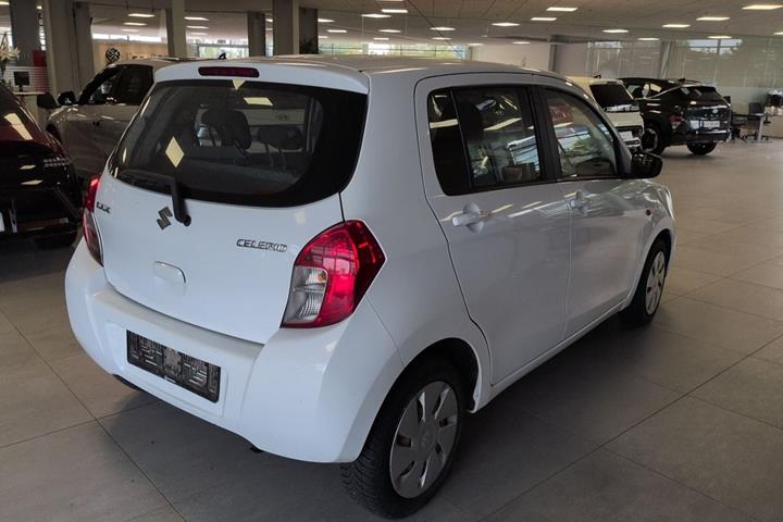 Hvid Suzuki Celerio fra 2015