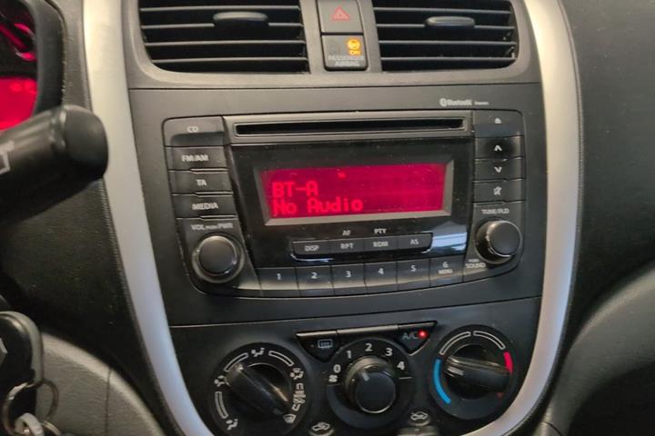 Hvid Suzuki Celerio fra 2015