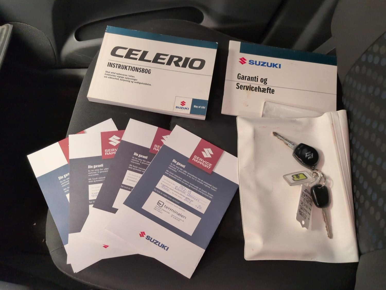 Hvid Suzuki Celerio fra 2015