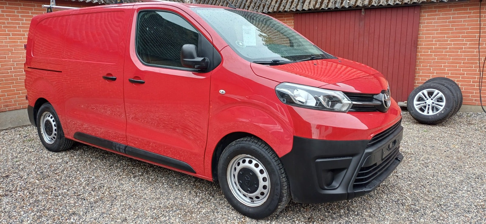Toyota ProAce 1,5 D 120 Medium Comfort