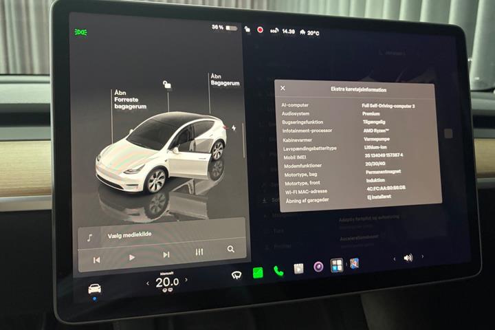 Hvid Tesla Model Y fra 2023