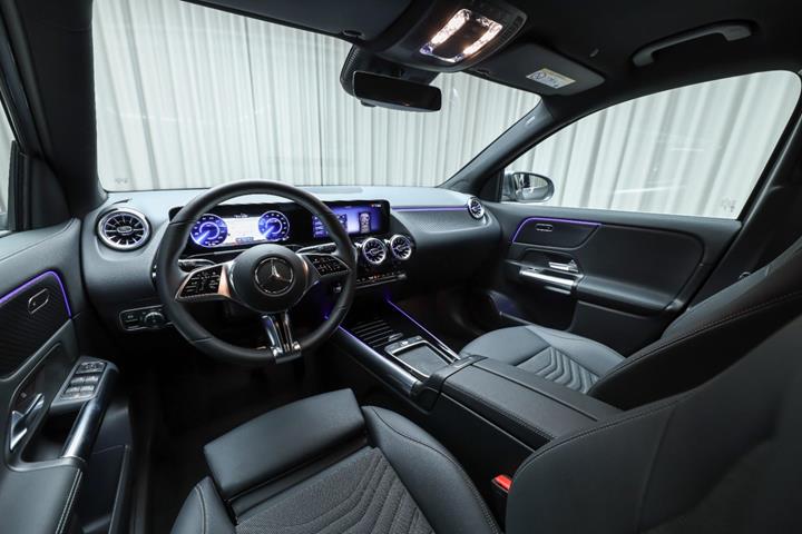 Grå Mercedes EQA250+ fra 2026