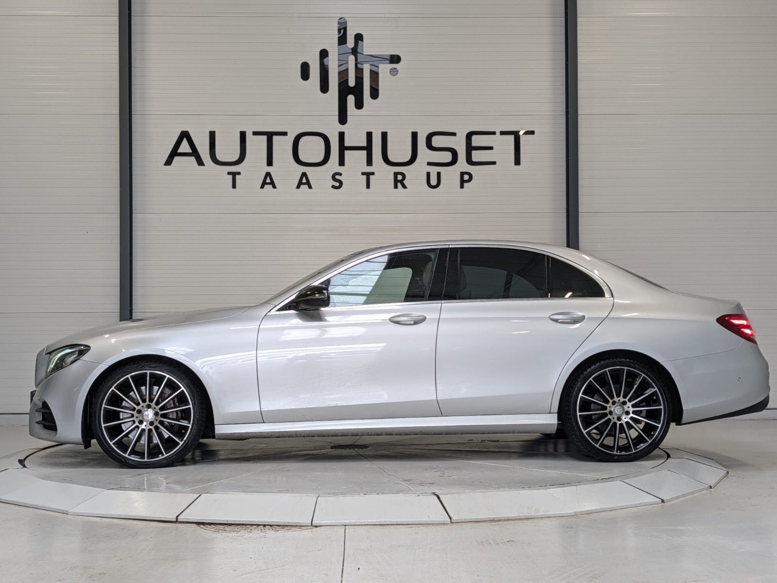 undefined Mercedes E350 d fra 2017