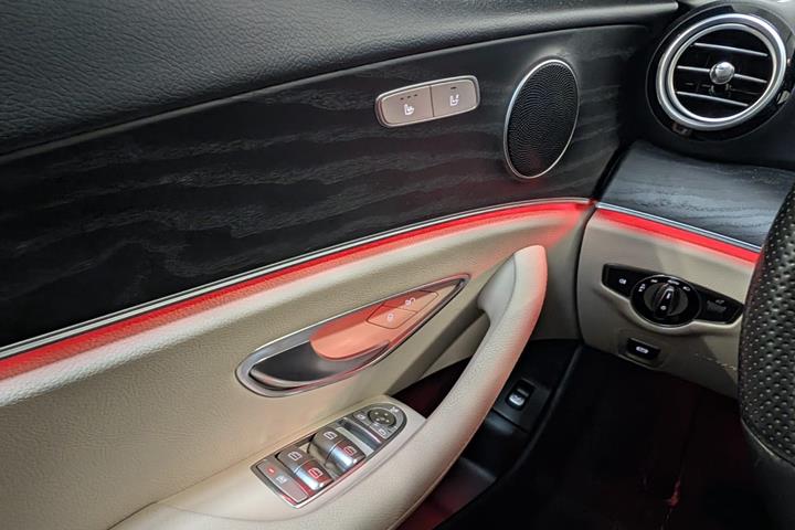 undefined Mercedes E350 d fra 2017