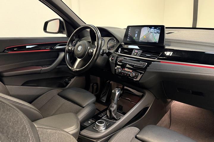 Grå BMW X1 fra 2022