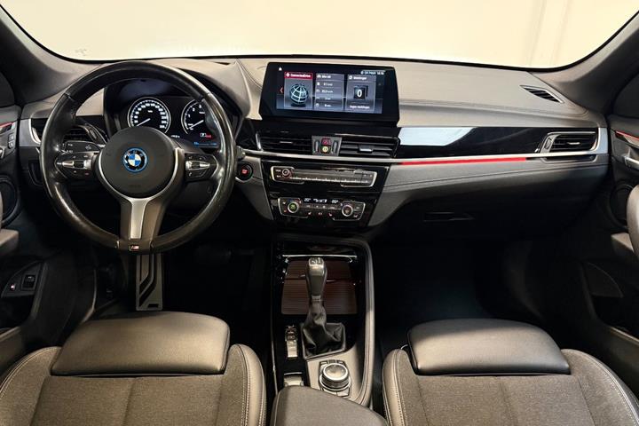 Grå BMW X1 fra 2022