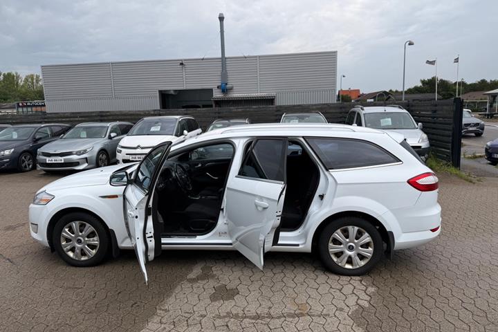 undefined Ford Mondeo fra 2011