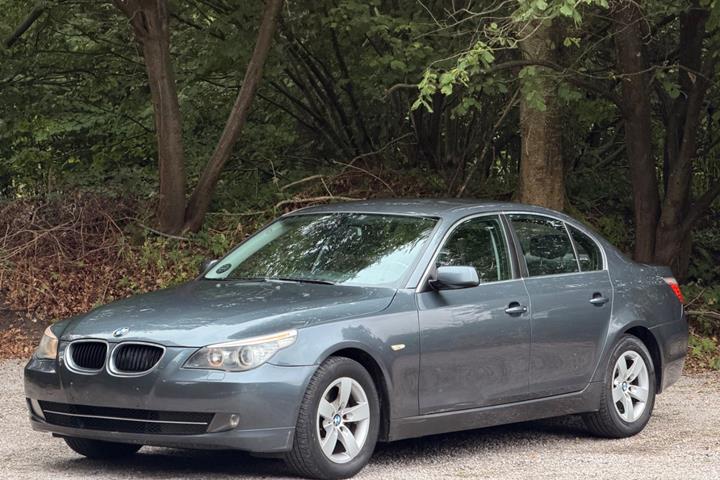 undefined BMW 520d fra 2009