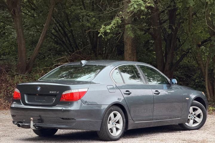 undefined BMW 520d fra 2009