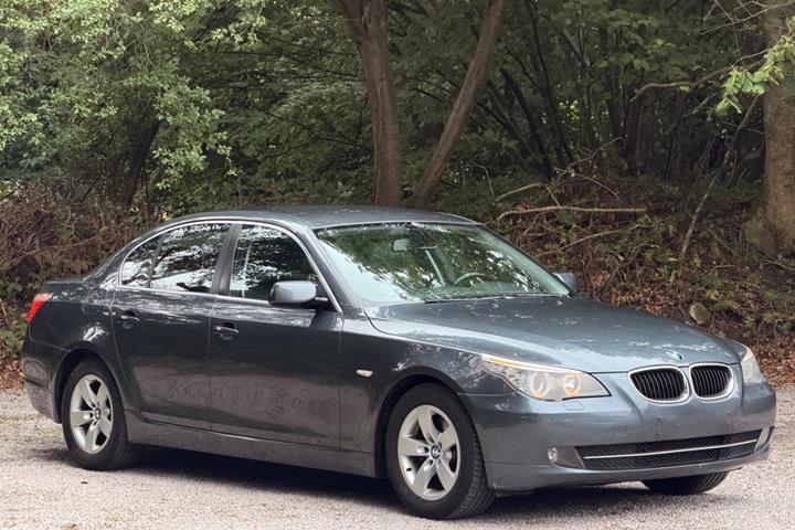 undefined BMW 520d fra 2009