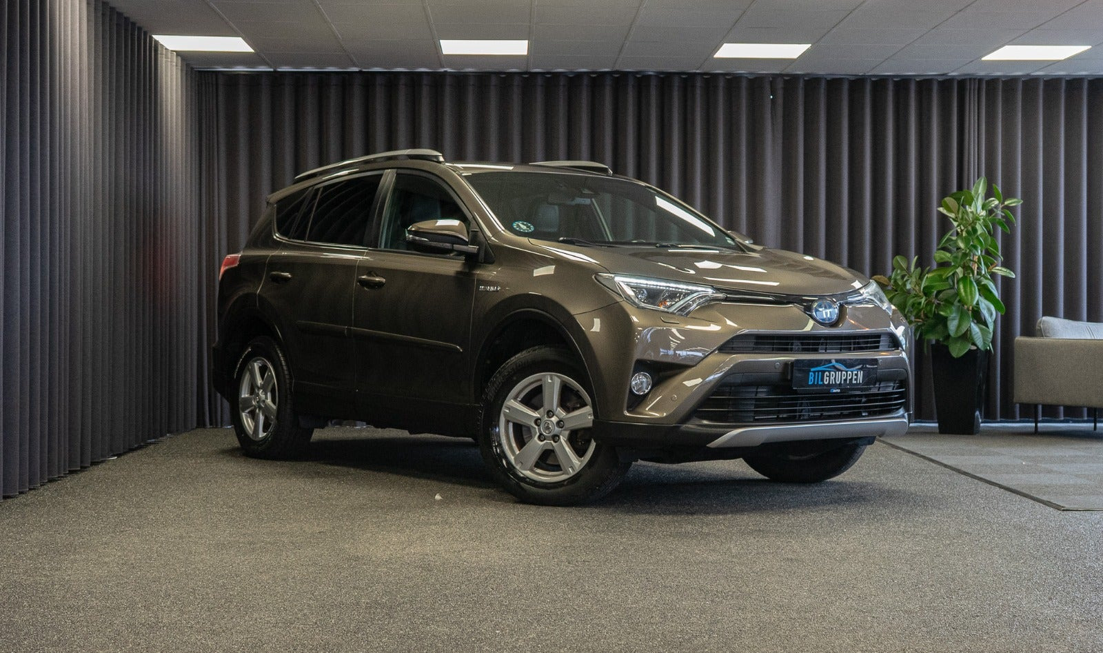 Toyota RAV4 2,5 Hybrid H3+ MDS