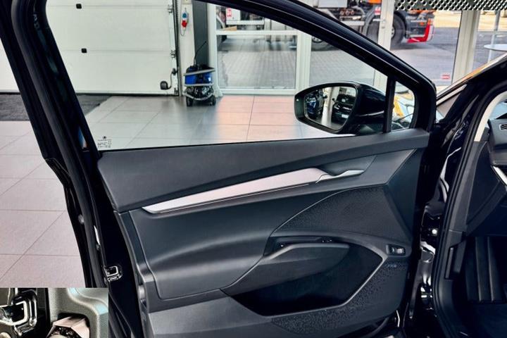 Sort Skoda Enyaq fra 2026