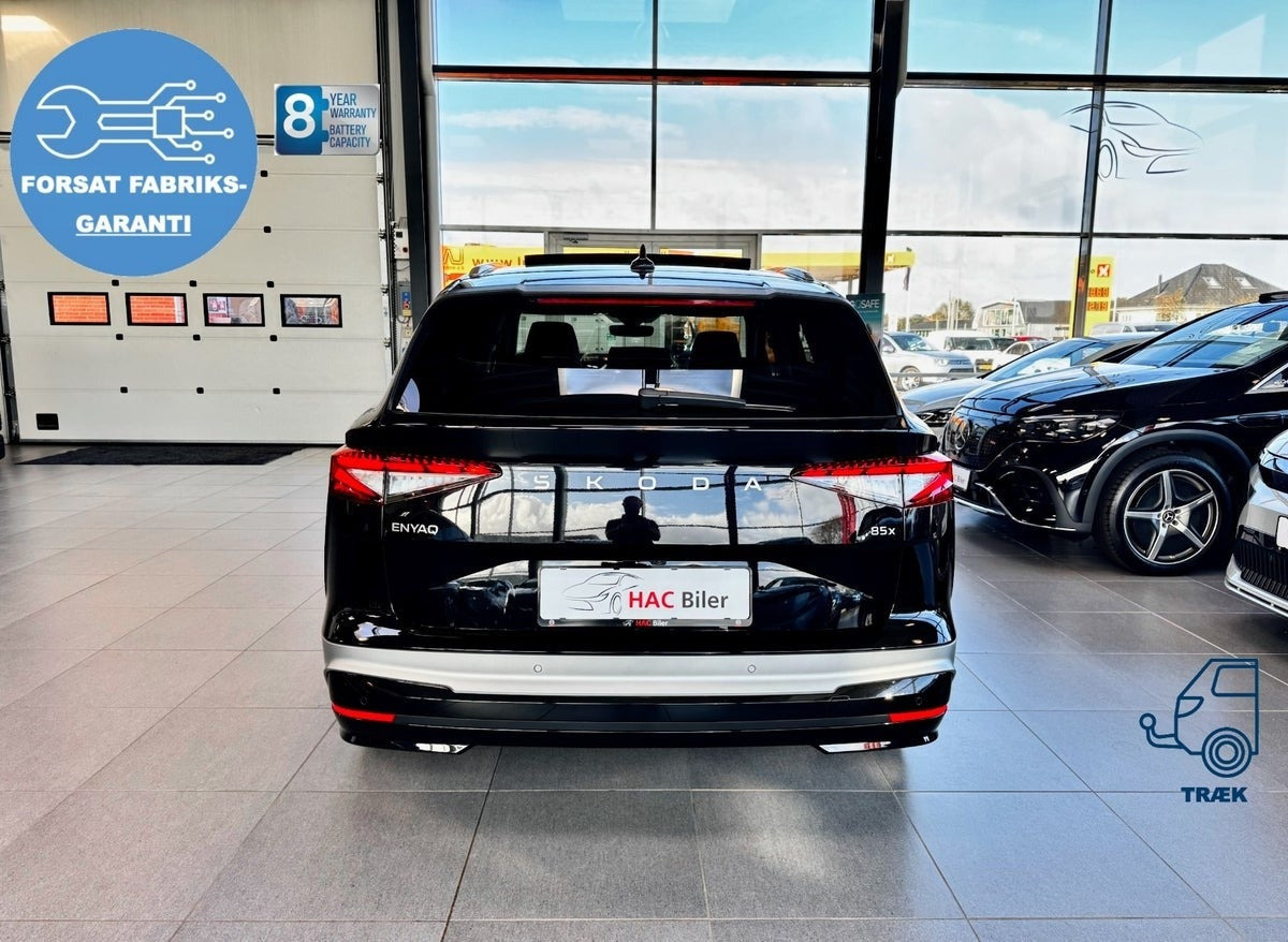 Sort Skoda Enyaq fra 2026
