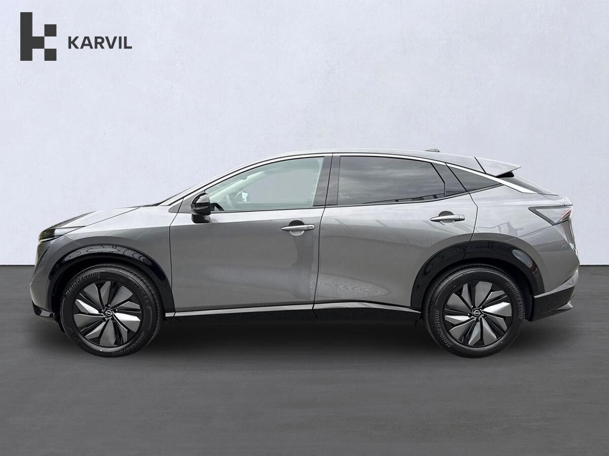 Grå Nissan Ariya fra 2026