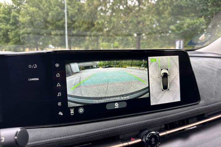 Grå Nissan Ariya fra 2026