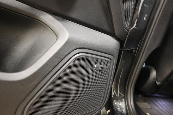 Grå Porsche Macan S fra 2019