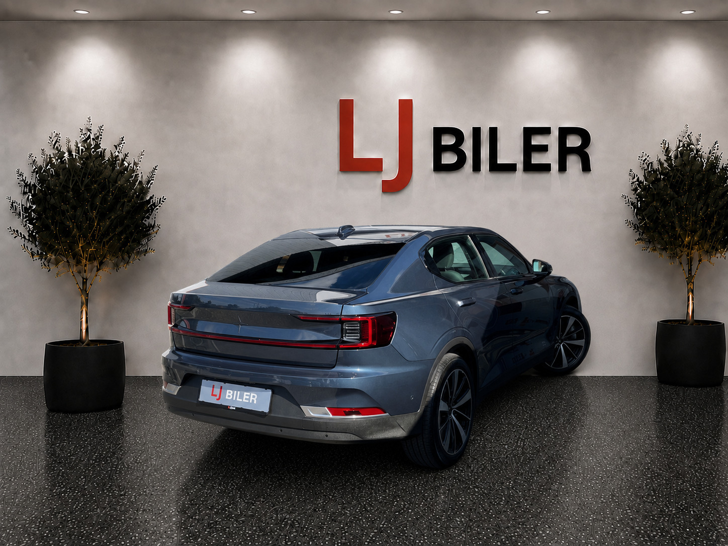 Blå Polestar 2 fra 2022